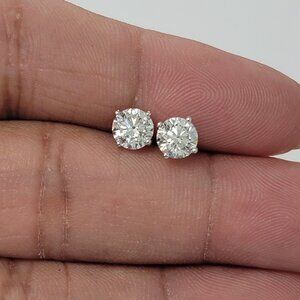 1ctw Lab Grown Diamond Stud Earrings 14K Gold